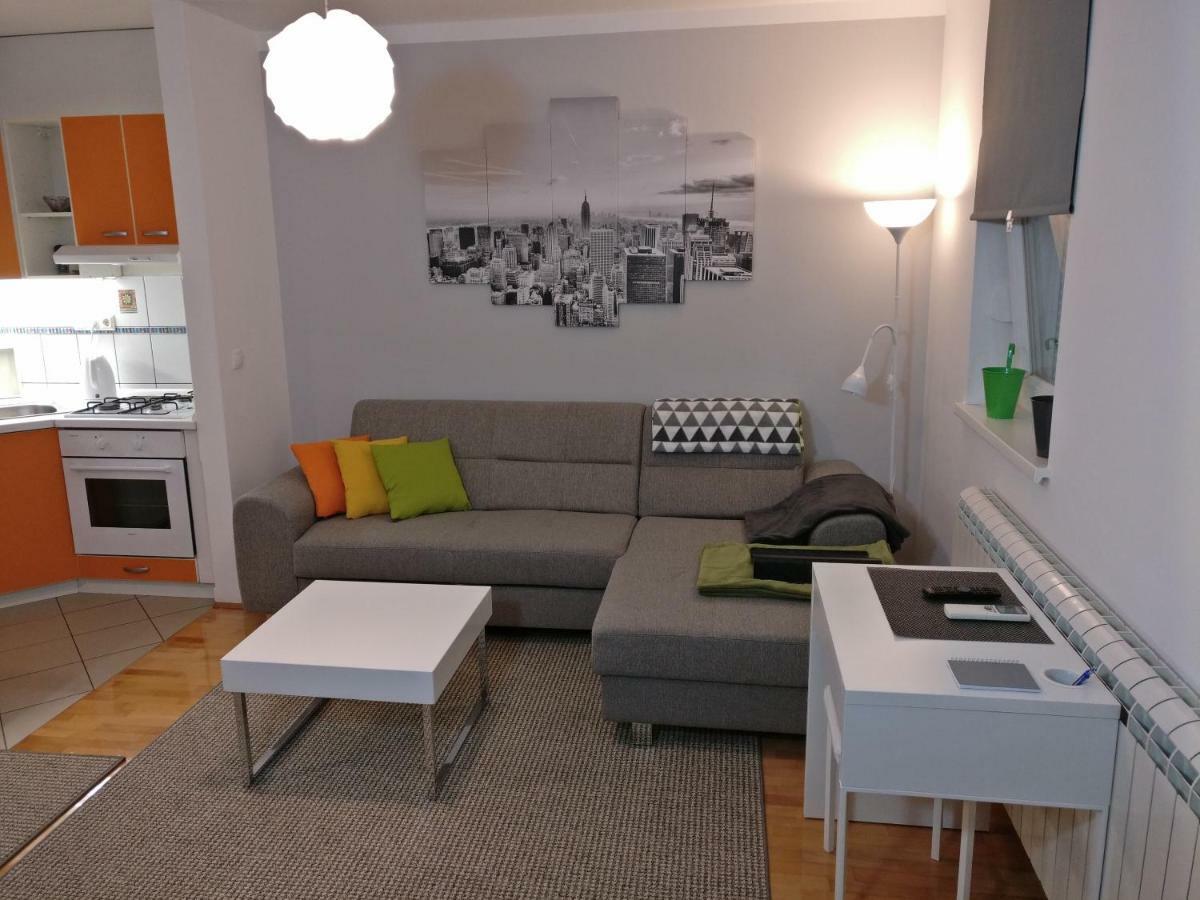 Apartman Luna Near Zagreb Airport Velika Gorica Exterior photo